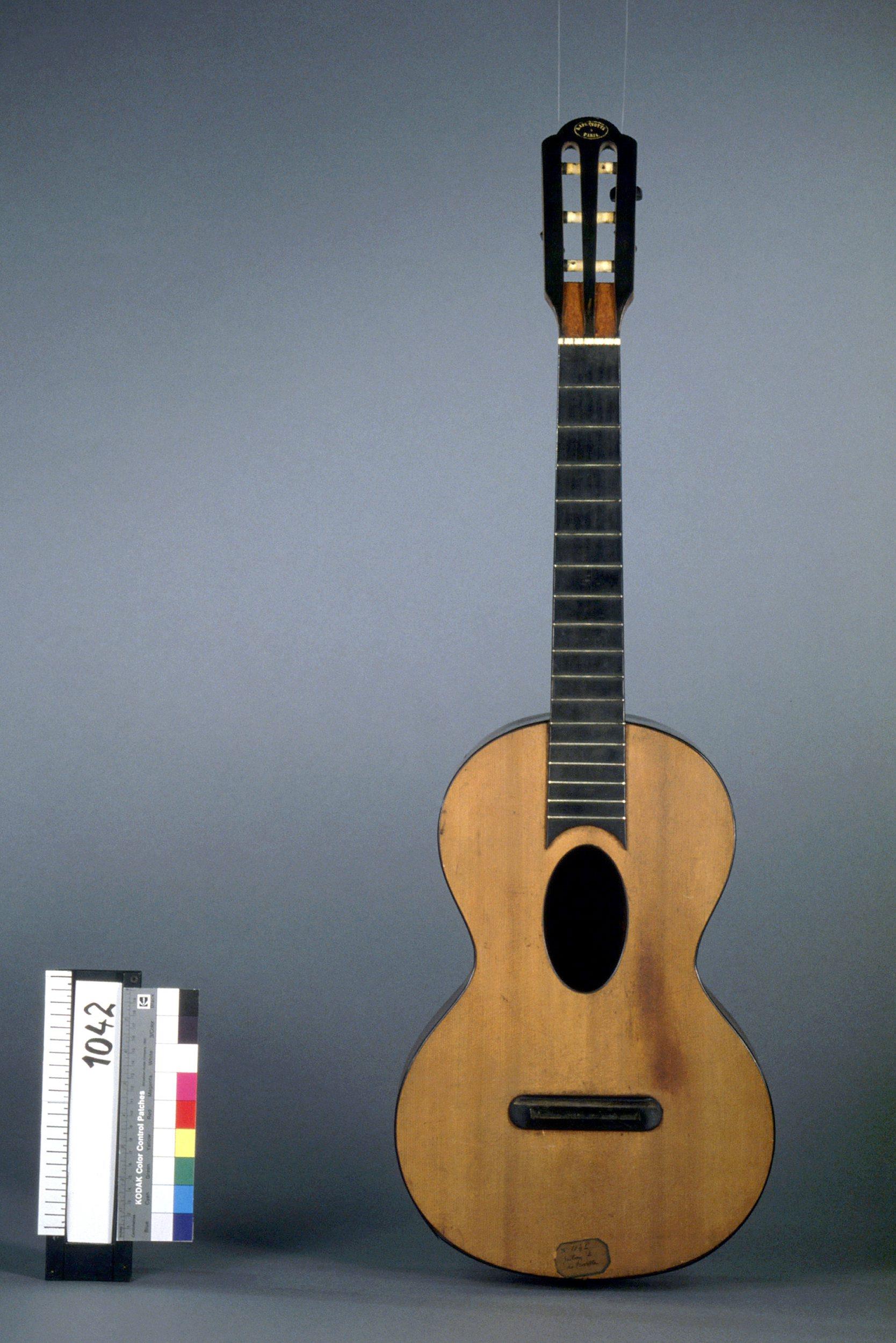 Histoires d'instruments : la guitare classique - Collections du Musée de la  musique - Philharmonie de Paris - Pôle ressources