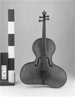 Violon irrégulier "violino harpa" | Thomas Zach