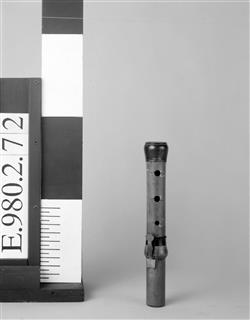 Pied de flûte traversière | Henry Kusder